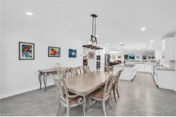 Dining room, Interior, Kitchen, Pendant Lights, Recessed Lighting
