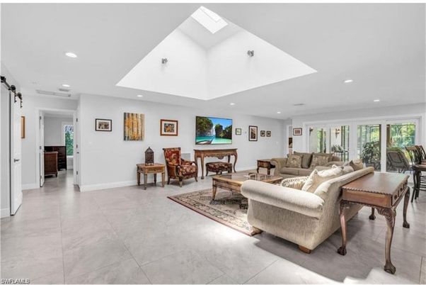 Fireplace, Interior, Living room, Recessed Lighting