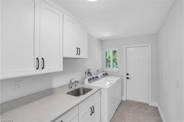 Interior, Washer