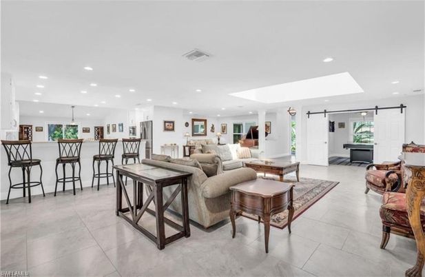 Interior, Kitchen, Living room, Pendant Lights, Recessed Lighting