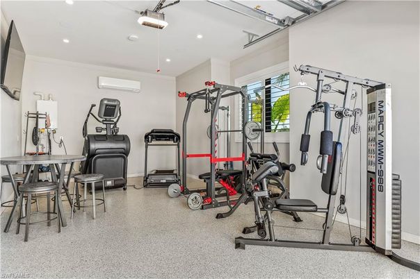 Fitness Equipment, Interior, Recessed Lighting