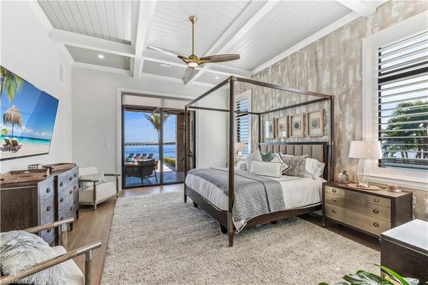 Bedroom, Interior, Recessed Lighting, Water, Wood Texture Flooring