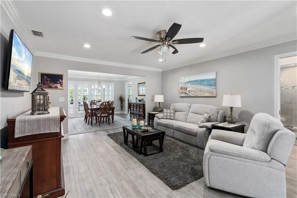 Chandelier, Dining room, Interior, Living room, Recessed Lighting, Wood Texture Flooring