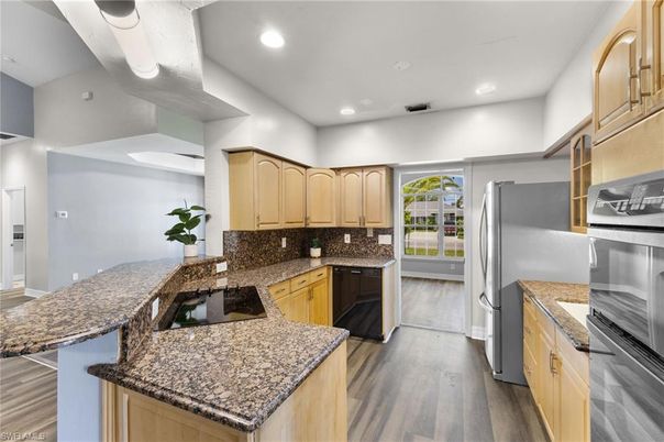 Interior, Kitchen, Recessed Lighting, Wood Texture Flooring