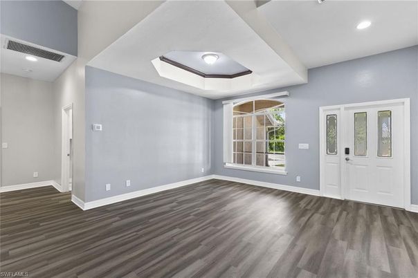 Empty room, Interior, Recessed Lighting, Wood Texture Flooring