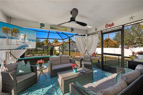 Interior, Living room, Sun Room