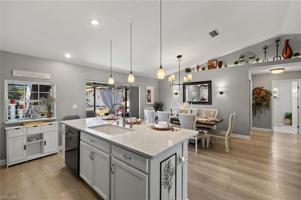 Dining room, Interior, Kitchen, Pendant Lights, Recessed Lighting, Wood Texture Flooring