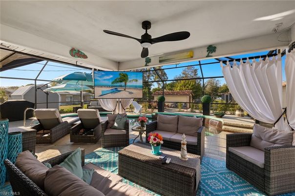 Interior, Living room, Sun Room