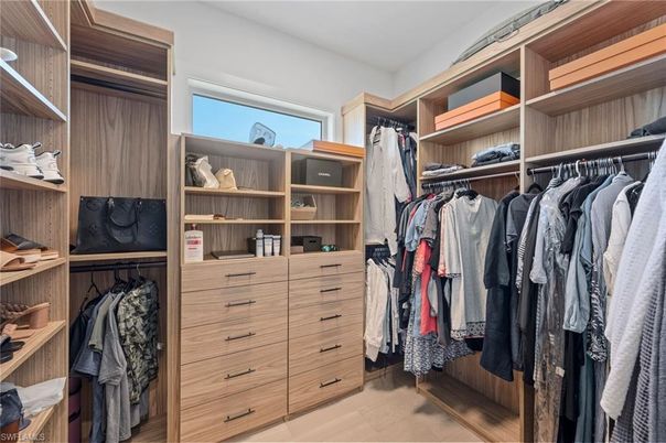 Interior, Walk-in Closets, Wood Texture Flooring