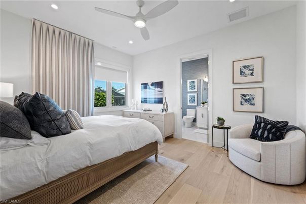 Bathroom, Bedroom, Interior, Recessed Lighting, Wood Texture Flooring
