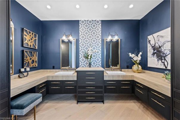 Bathroom, Dual Sink Vanities, Interior, Recessed Lighting, Wood Texture Flooring