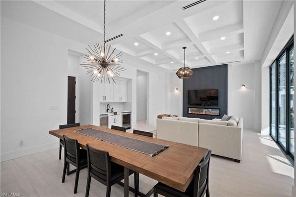 Dining room, Interior, Kitchen, Living room, Pendant Lights, Recessed Lighting