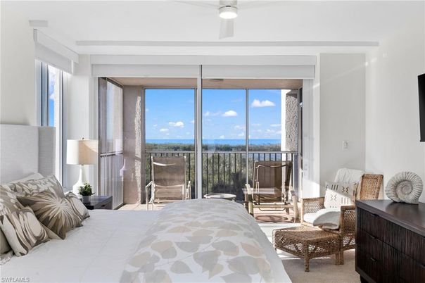 Bedroom, Interior, Water