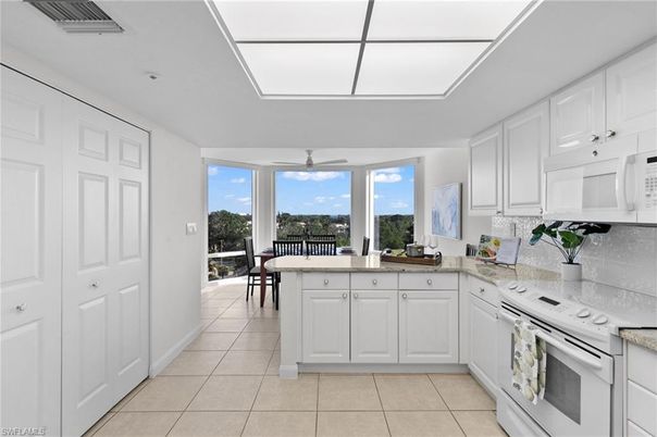 Dining room, Interior, Kitchen