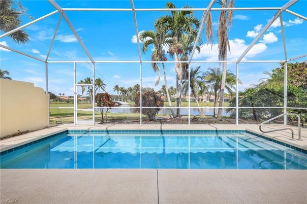 Glass Ceilings, Interior, Pool, Sun Room, Water