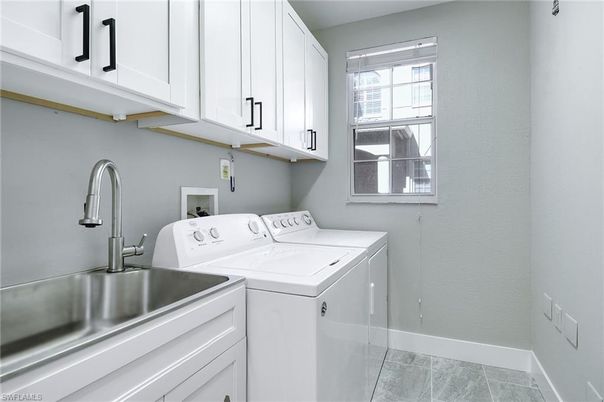 Interior, Washer