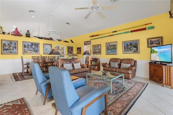 Dining room, Interior, Living room, Recessed Lighting