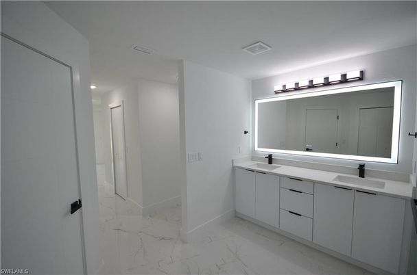 Bathroom, Dual Sink Vanities, Interior, Marble