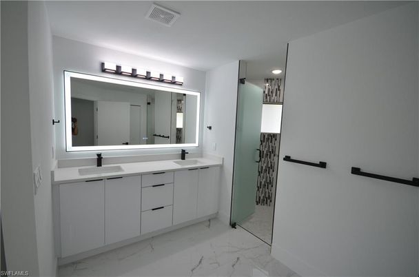 Bathroom, Dual Sink Vanities, Interior, Marble, Recessed Lighting