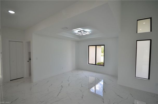 Empty room, Interior, Marble, Recessed Lighting