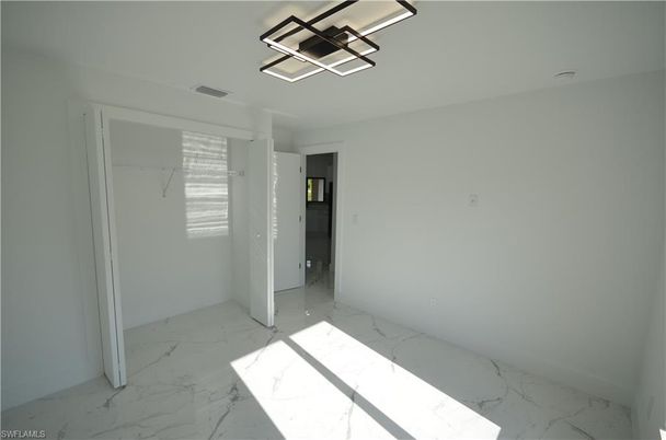 Empty room, Interior, Marble
