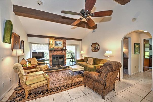 Fireplace, Interior, Living room