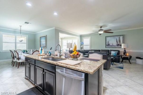 Chandelier, Dining room, Interior, Kitchen, Living room, Recessed Lighting