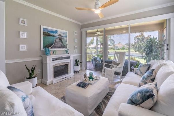 Fireplace, Interior, Living room