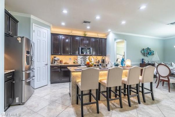 Dining room, Interior, Kitchen, Recessed Lighting, Stainless Steel Appliances