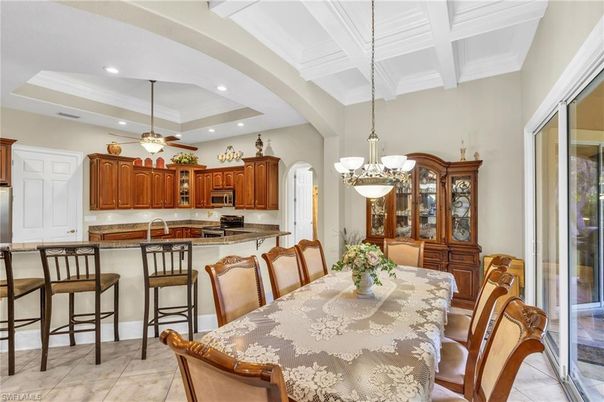 Chandelier, Dining room, Interior, Kitchen, Pendant Lights, Recessed Lighting, Stainless Steel Appliances