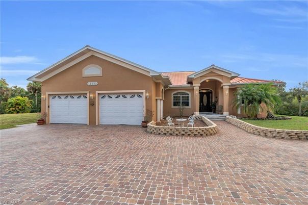 Attached, Backyard, Exterior, Facade, Mediterranean