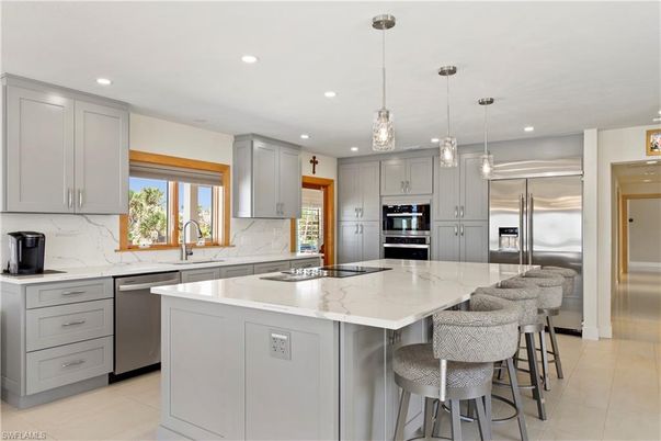 Interior, Kitchen, Pendant Lights, Recessed Lighting, Stainless Steel Appliances