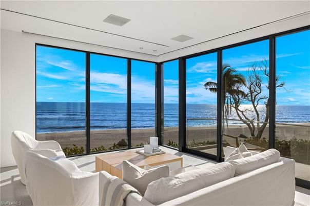 Interior, Living room, Water