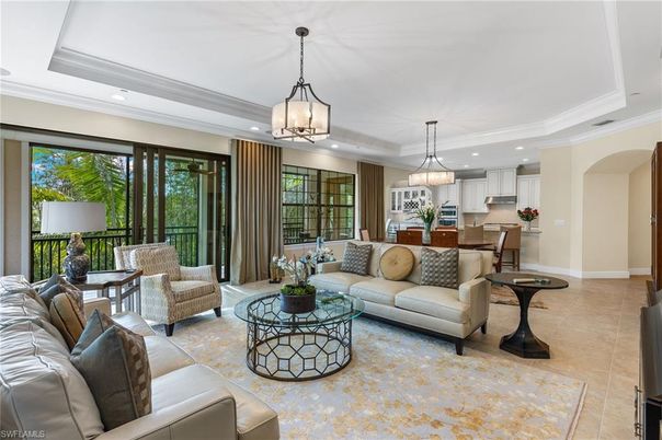 Chandelier, Dining room, Interior, Kitchen, Living room, Pendant Lights, Recessed Lighting, Stainless Steel Appliances