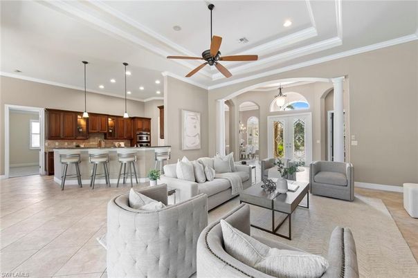 Interior, Kitchen, Living room, Pendant Lights, Recessed Lighting, Stainless Steel Appliances