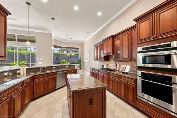 Interior, Kitchen, Pendant Lights, Recessed Lighting, Stainless Steel Appliances