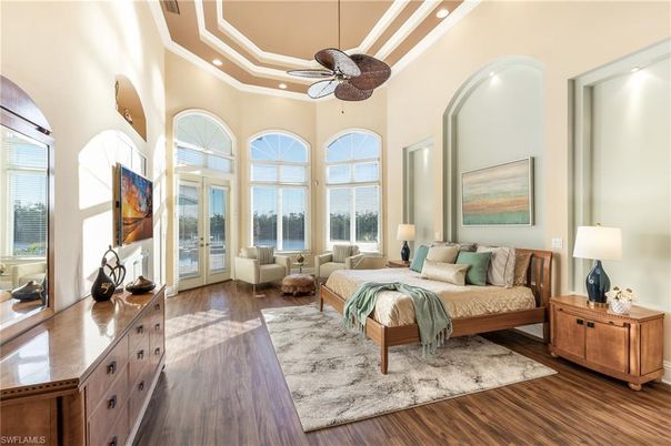 Bedroom, Interior, Living room, Recessed Lighting, Wood Texture Flooring