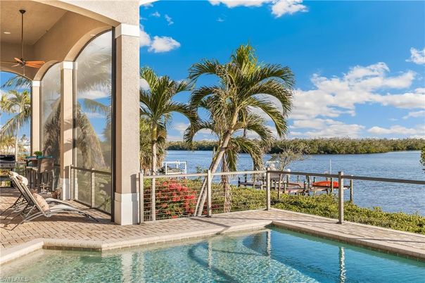 Exterior, Lake, Pool, Water
