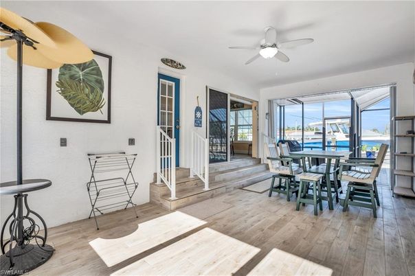 Dining room, Interior, Wood Texture Flooring