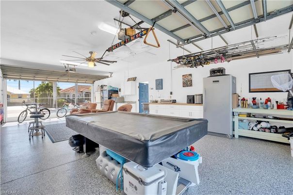 Billiard Table, Game Room, Garage, Interior