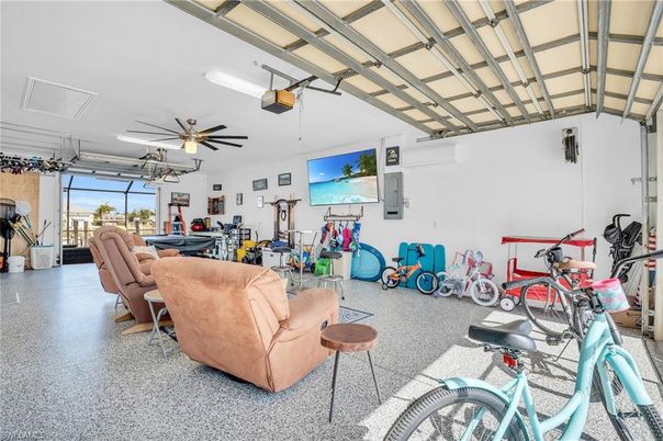 Garage, Interior, Living room