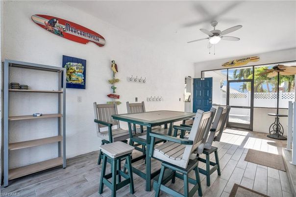 Dining room, Interior, Wood Texture Flooring