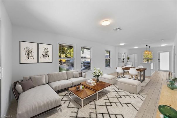 Dining room, Interior, Living room, Pendant Lights, Recessed Lighting, Wood Texture Flooring