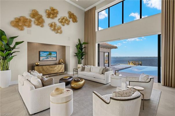Interior, Living room, Water