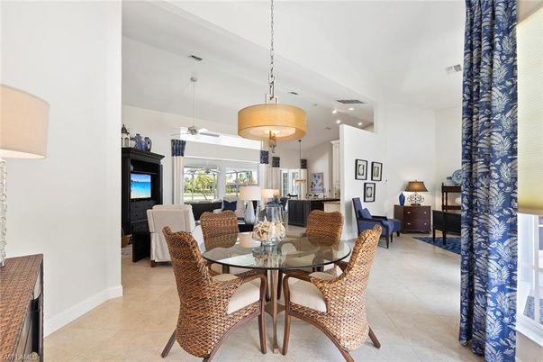 Dining room, Interior, Living room, Pendant Lights, Recessed Lighting