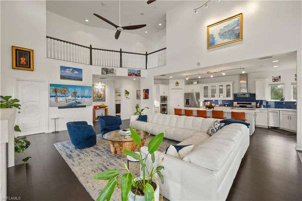 Interior, Kitchen, Living room, Pendant Lights, Recessed Lighting, Wood Texture Flooring