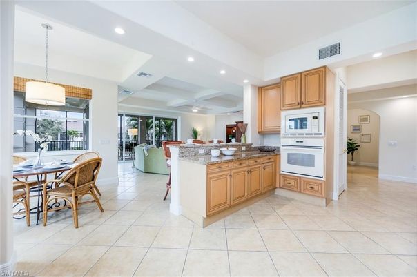 Dining room, Interior, Kitchen, Living room, Pendant Lights, Recessed Lighting