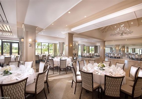 Chandelier, Dining room, Interior, Recessed Lighting, Wood Texture Flooring