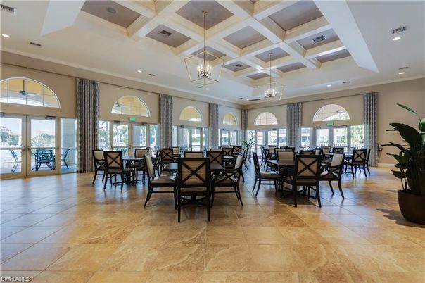 Dining room, Interior, Pendant Lights, Recessed Lighting