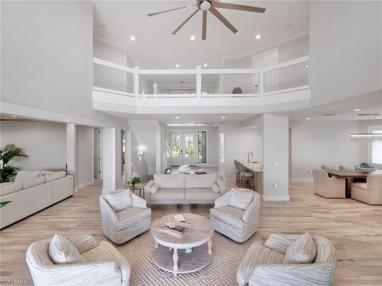 Dining room, Interior, Living room, Recessed Lighting, Wood Texture Flooring